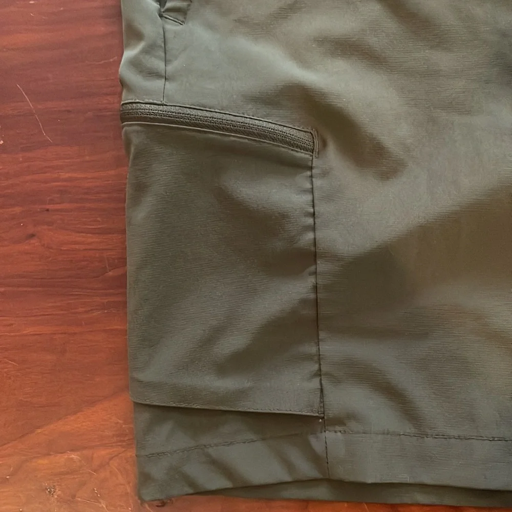 All In Motion Men’s Shorts - Picture 5 of 5